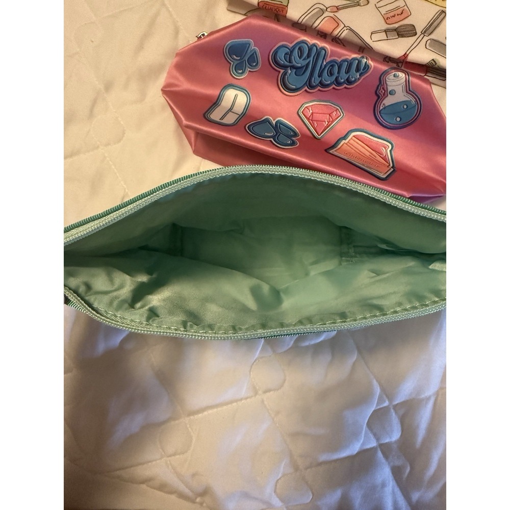 Set Of 3 Clinique Makeup Cosmetic Bags-Pink Mint Green & White Travel Pouches - Picture 3 of 5